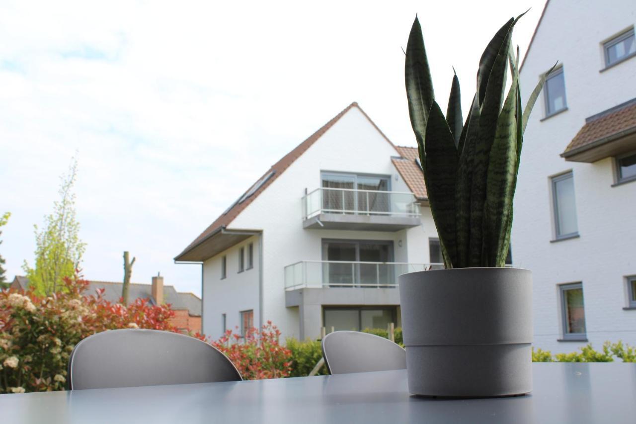 Villa Appartement Amaryllis Nieuwpoort Esterno foto